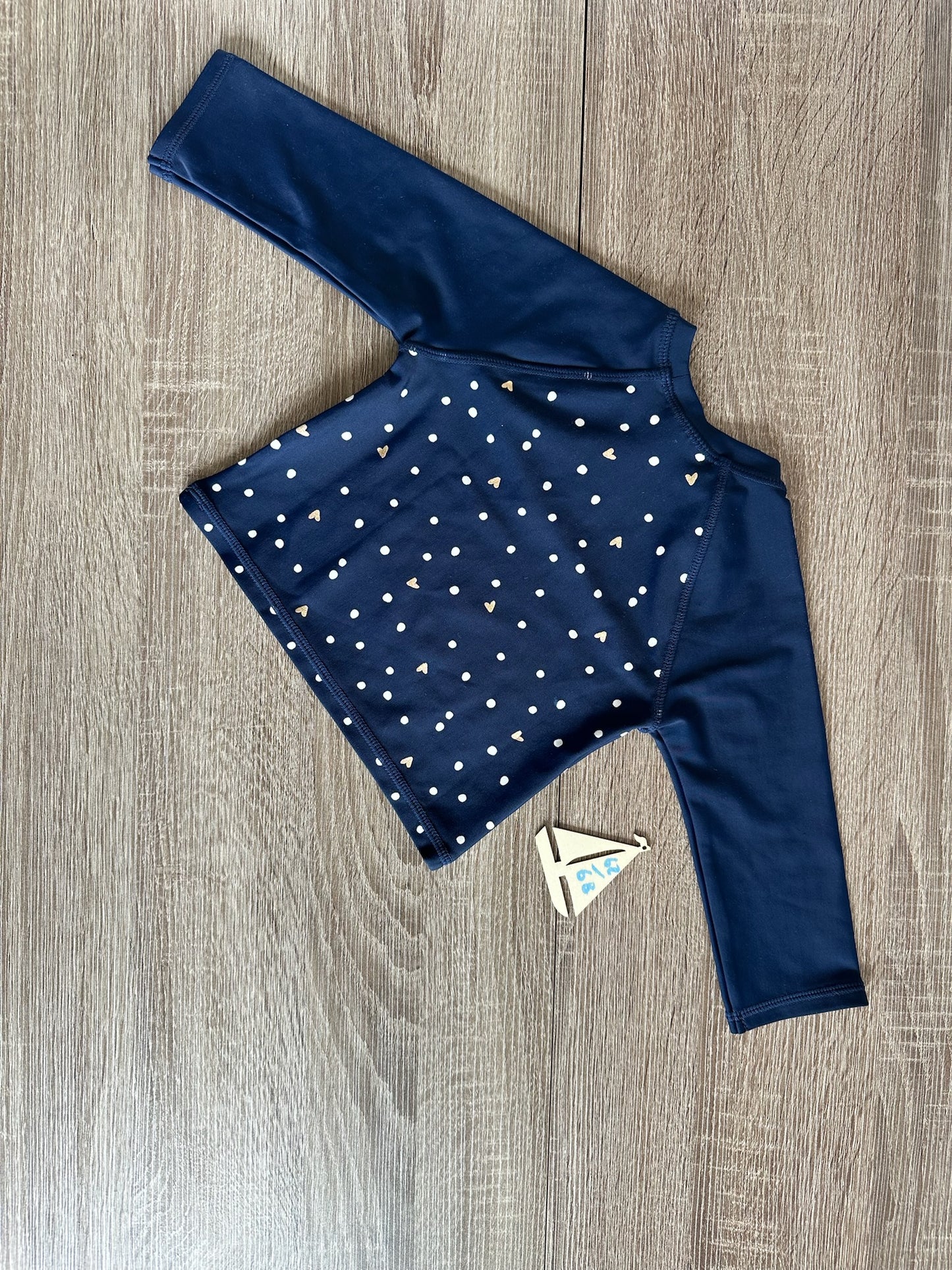 H&M UV-Shirt langarm blau mit Punkten und Herzen Gr.62/68