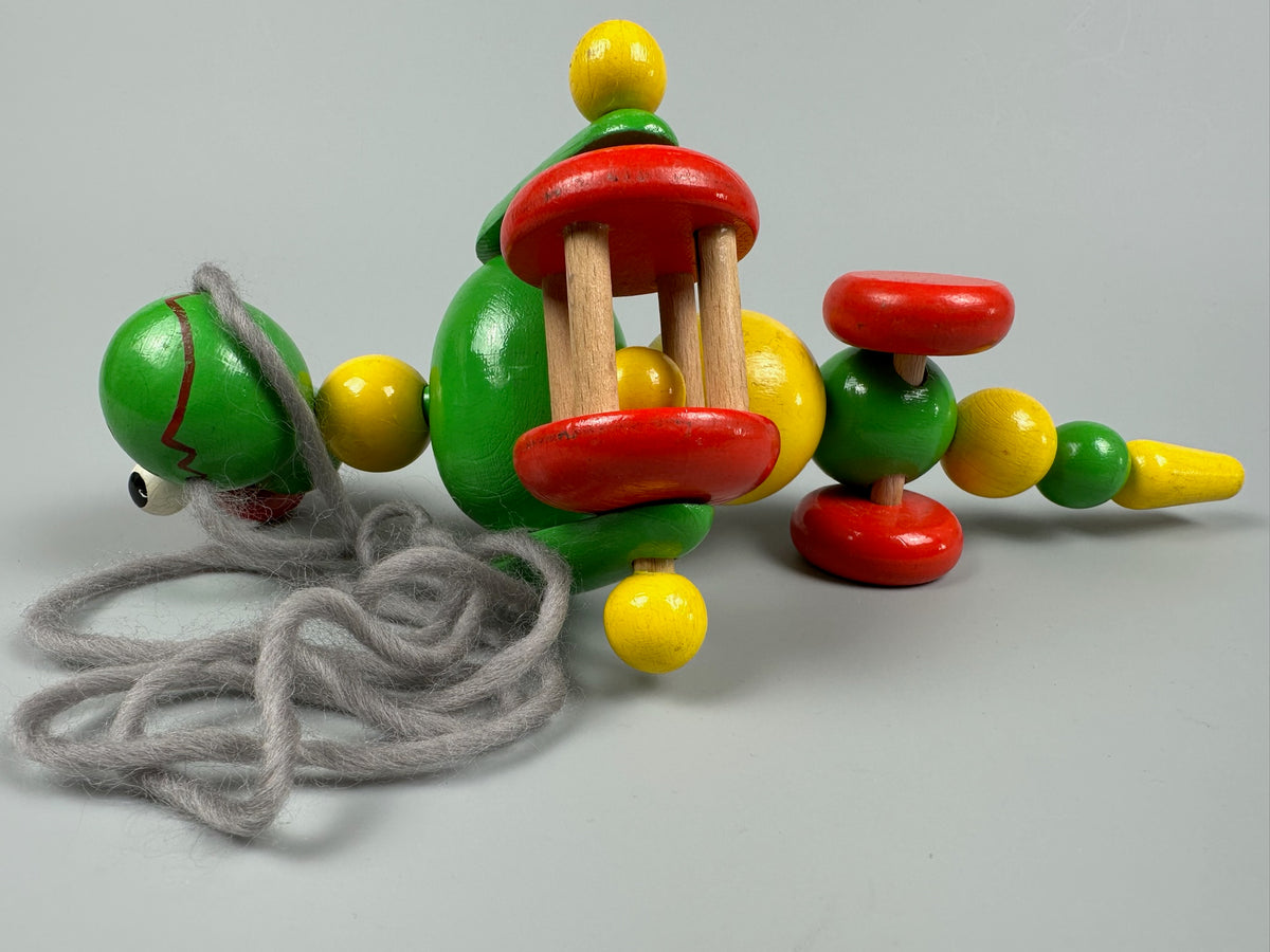 Retro/Vintage Ziehtier Reptil mit Hut