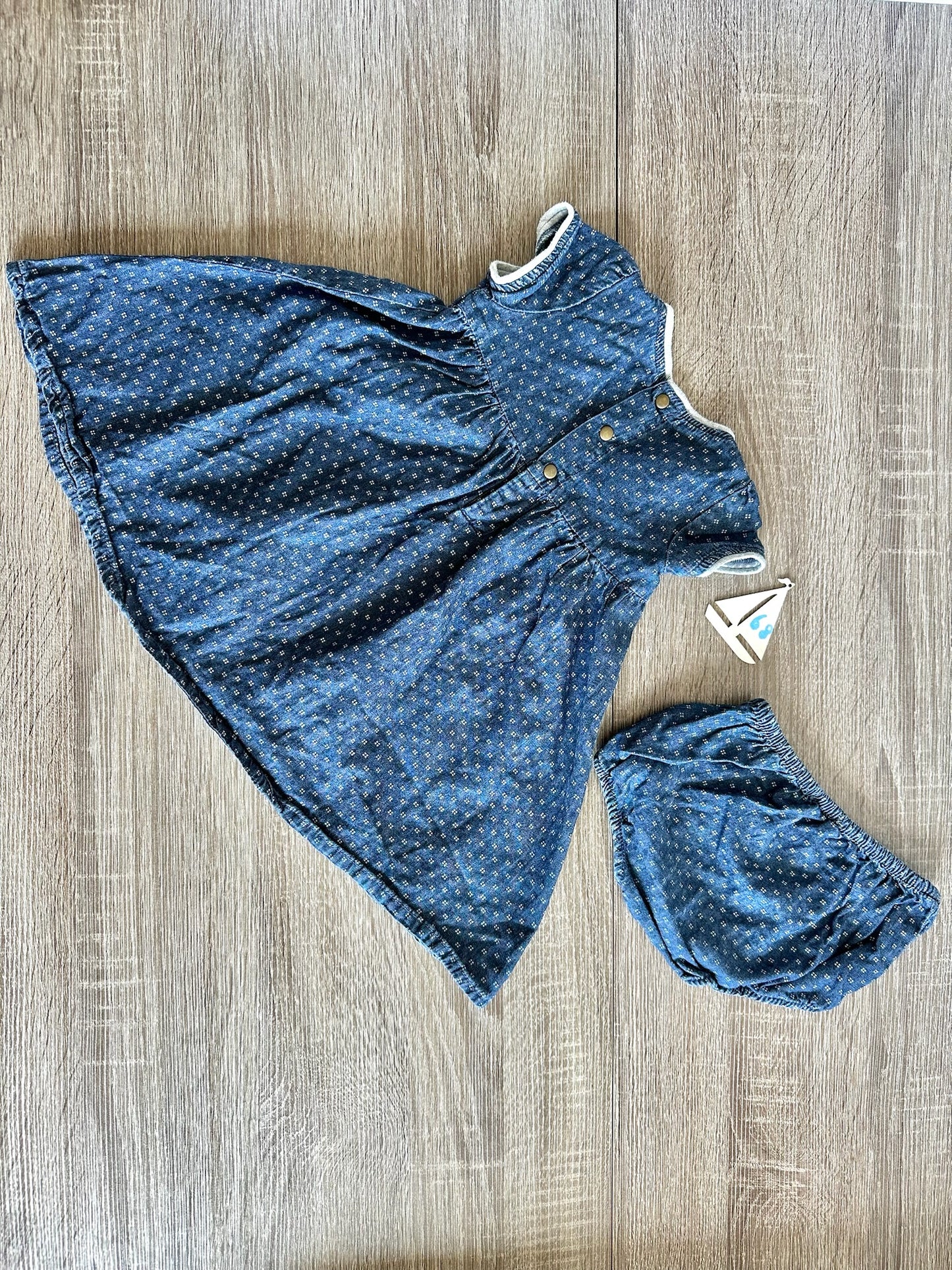 bout‘ chou leichtes Deminkleid dunkelblau mit weißen Blumen Gr.68
