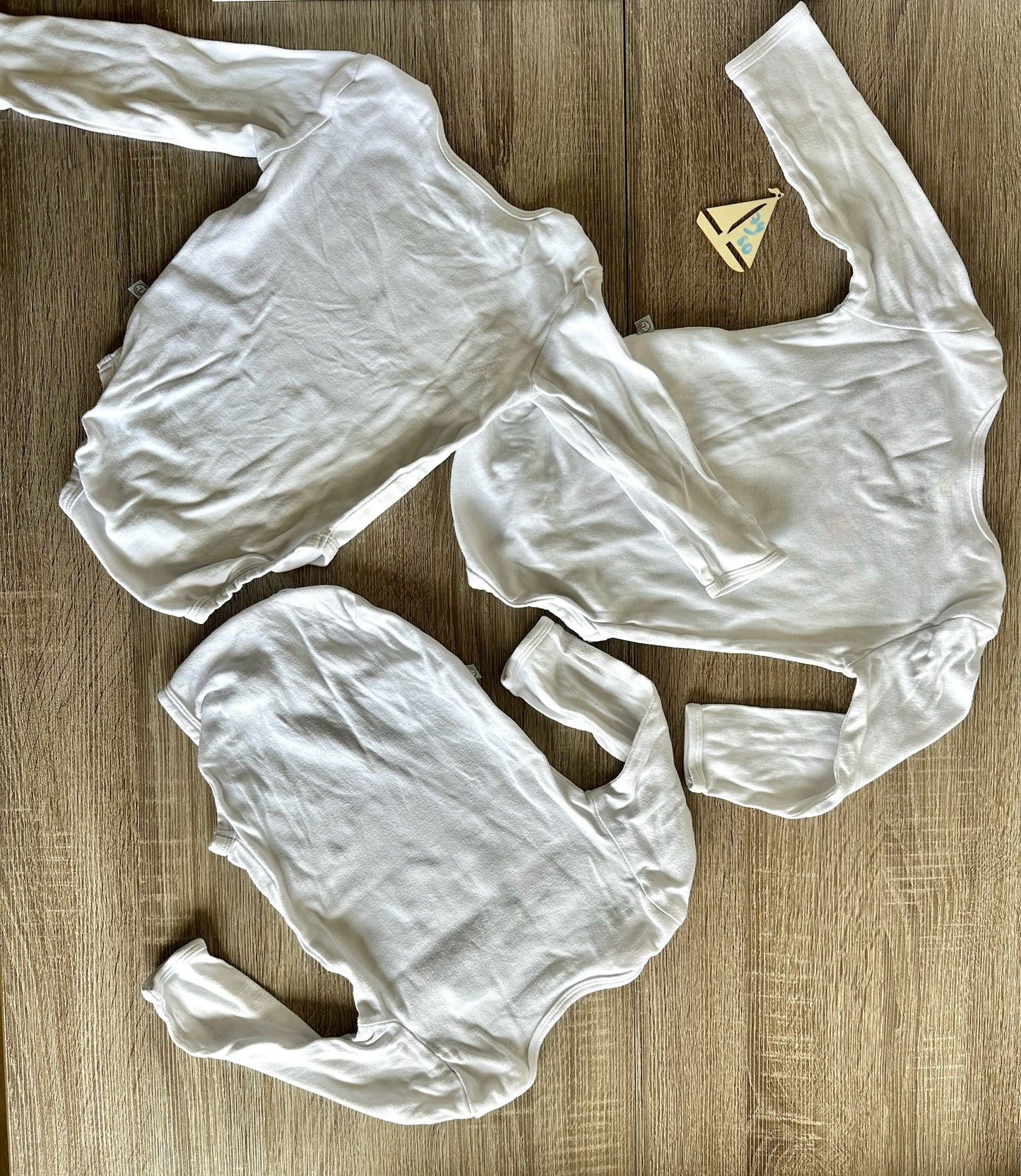 „Bodies“ weiß Gr.74/80