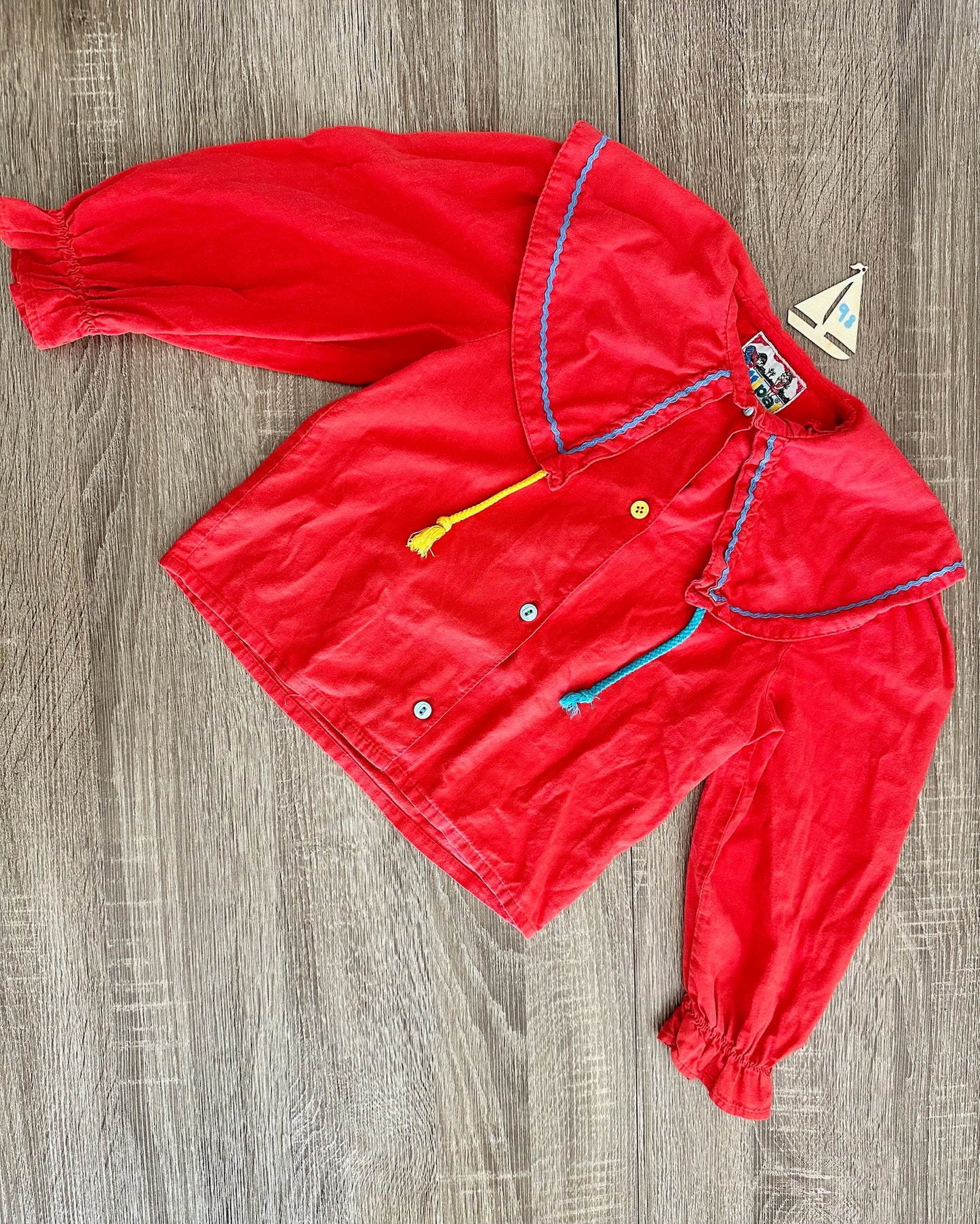 Pittipat Retro Vintage Bluse mit Kragen rot mit bunten Knöpfen Gr.98