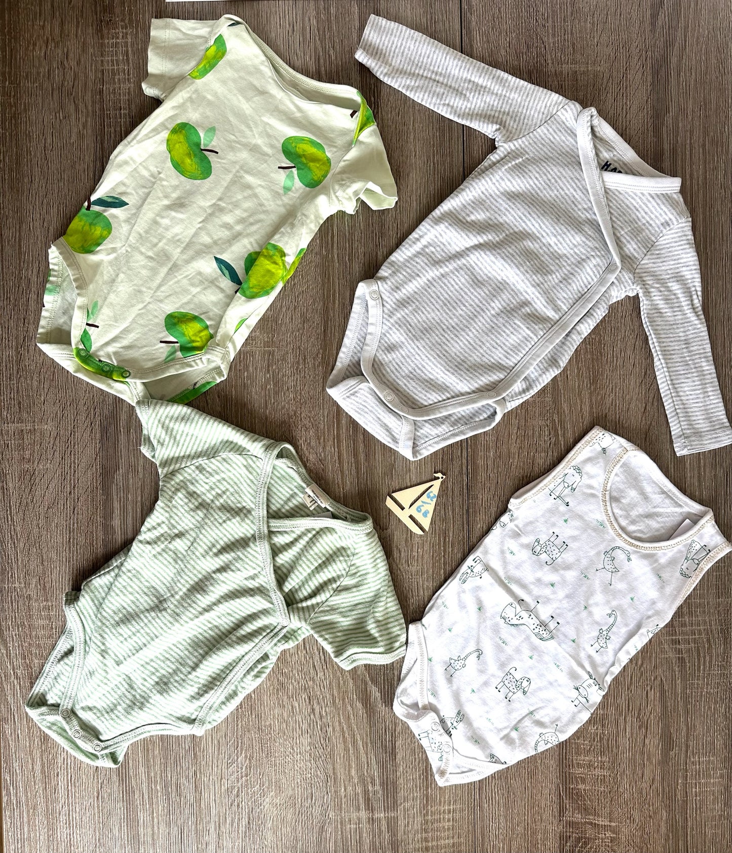 „Grün & Weiß“ Bodies Gr.62/68