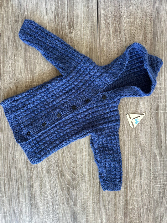Handmade Strickjacke dunkelblau mit Sternenknöpfen Gr.80