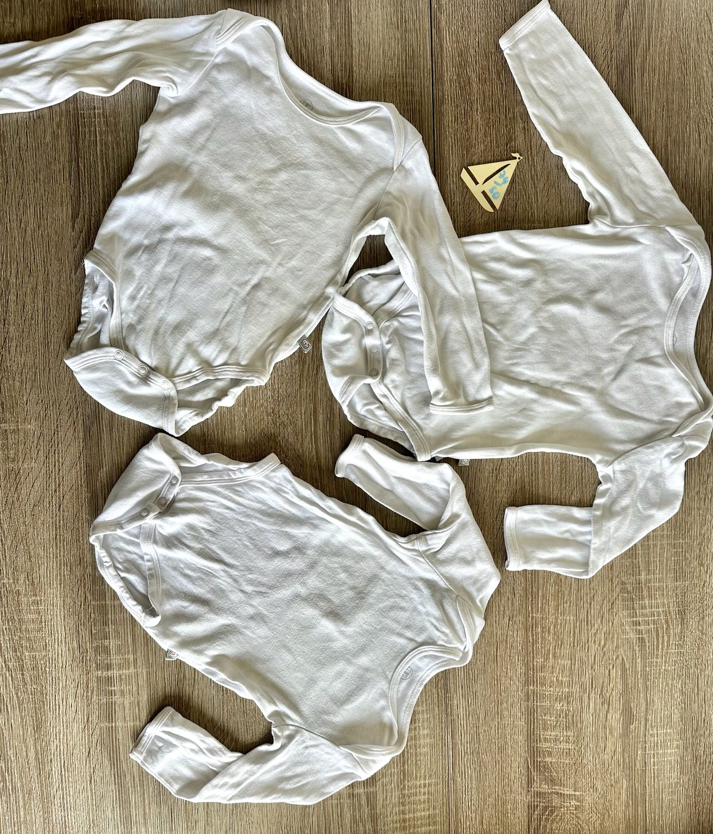„Bodies“ weiß Gr.74/80