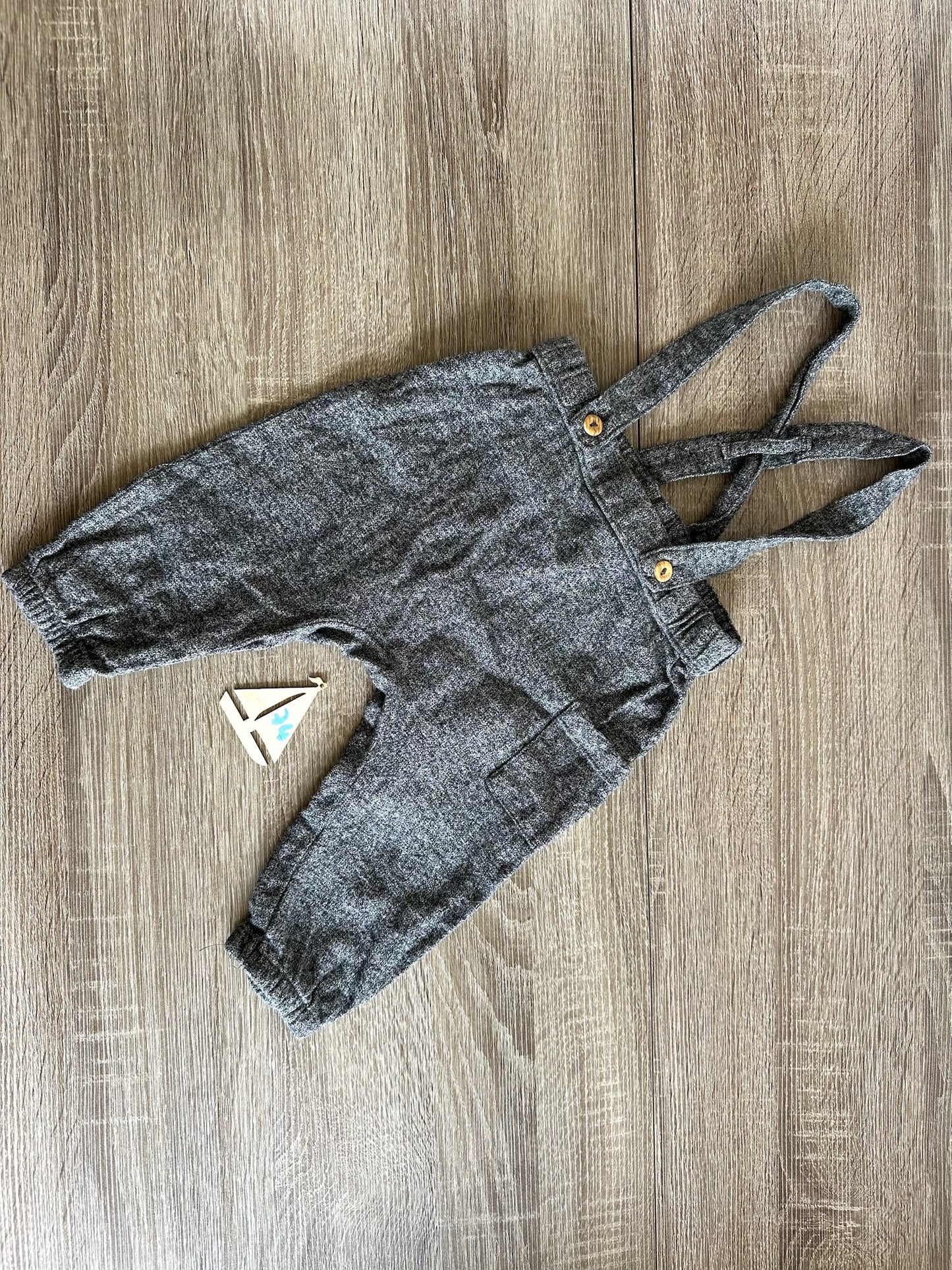 H&M Latzhose grau melliert Gr.74