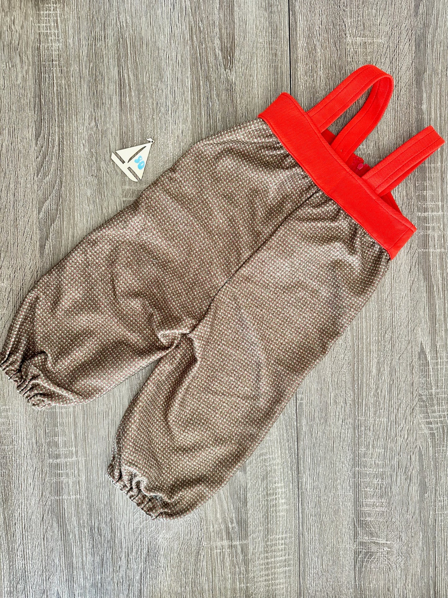 Handmade Retro Vintage Latzhose mit Reißverschluss rot/grün gemustert Gr.80